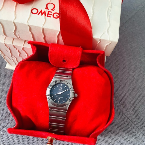 Ladies OMEGA CONSTELLATION SUPER CUTE watch??? main image 11